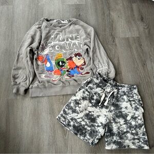 H&M tune square Looney Tunes crewneck and tie dye shorts 6/7